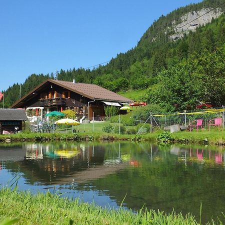 Hostel Backpacker Le Petit Baroudeur Champéry Exteriér fotografie